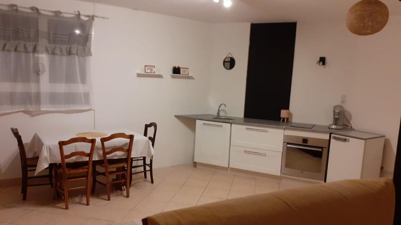 Studio Au Coeur De Laguiole Exteriör bild